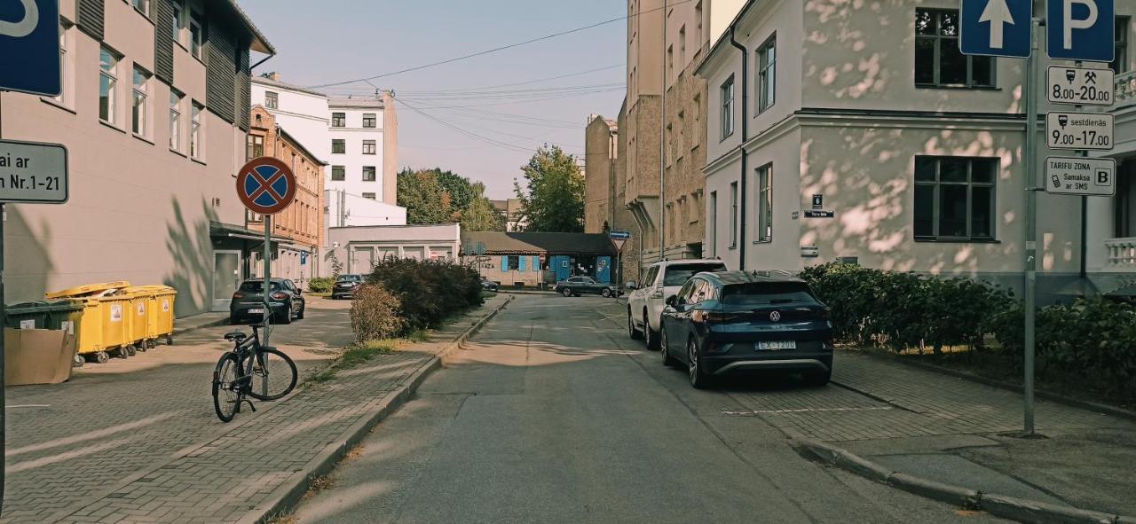 V311 Apartment Рига Екстериор снимка